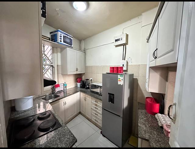 1.5 BEDROOM FLAT FOR SALE IN SOUTH BEACH